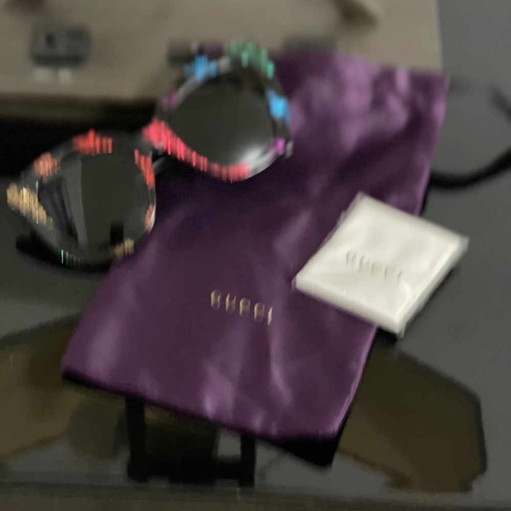 Gucci - Picture 2 of 8